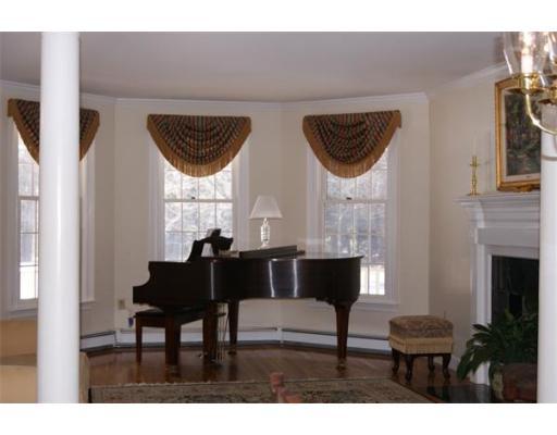 Living Room — other agent